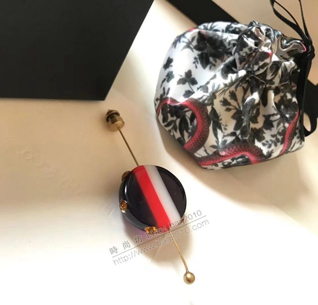 GUCCi飾品 古馳胸花 Gucci圓球logo胸針  zgbq1193